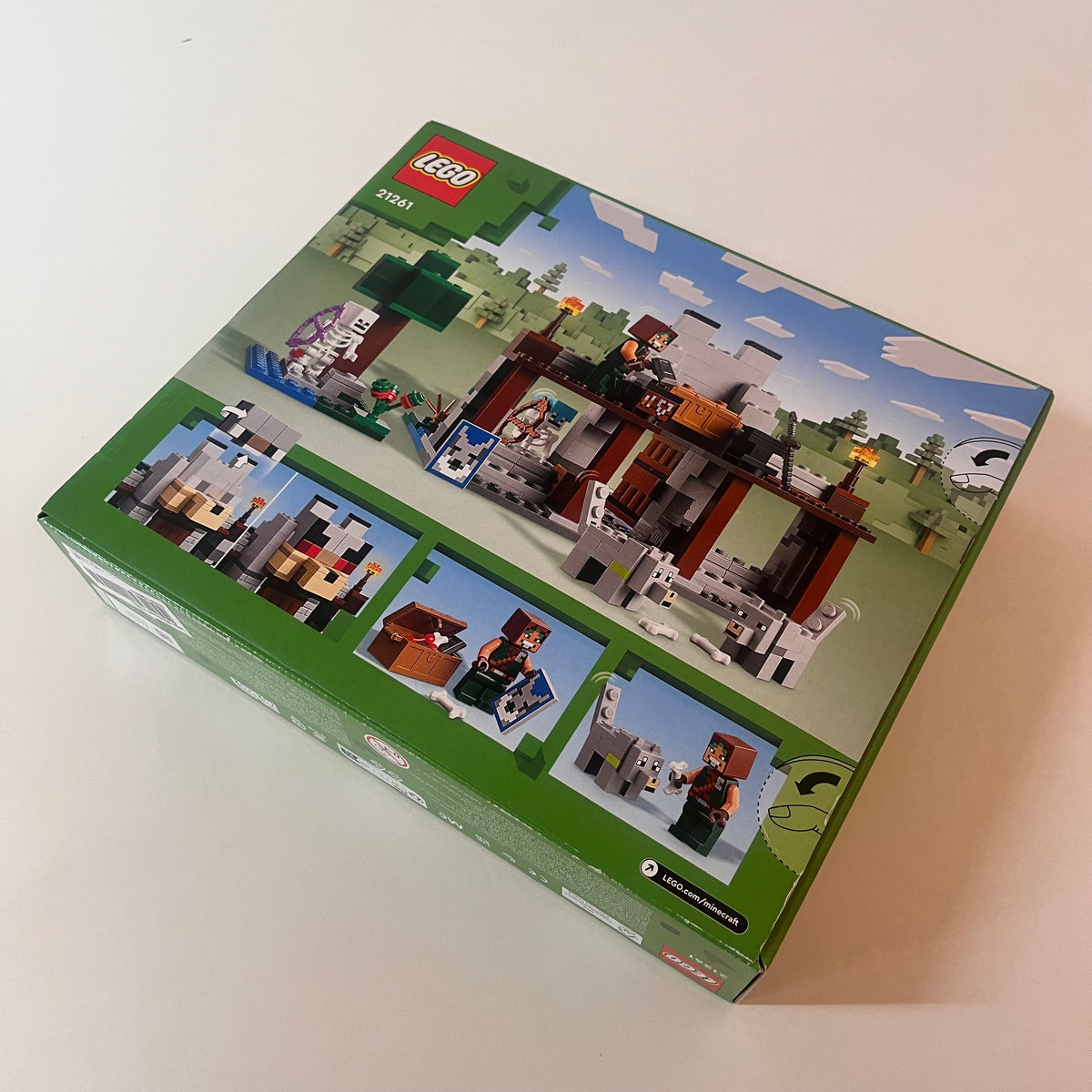 Lego Minecraft 21261