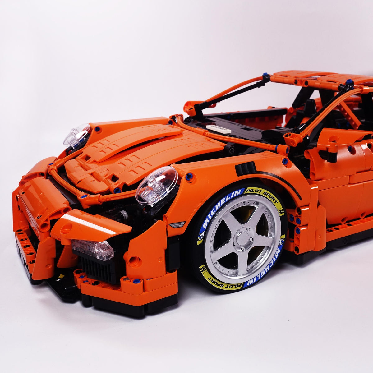 Custom Reifen für LEGO® Technic 1:8 – 4 Stück
