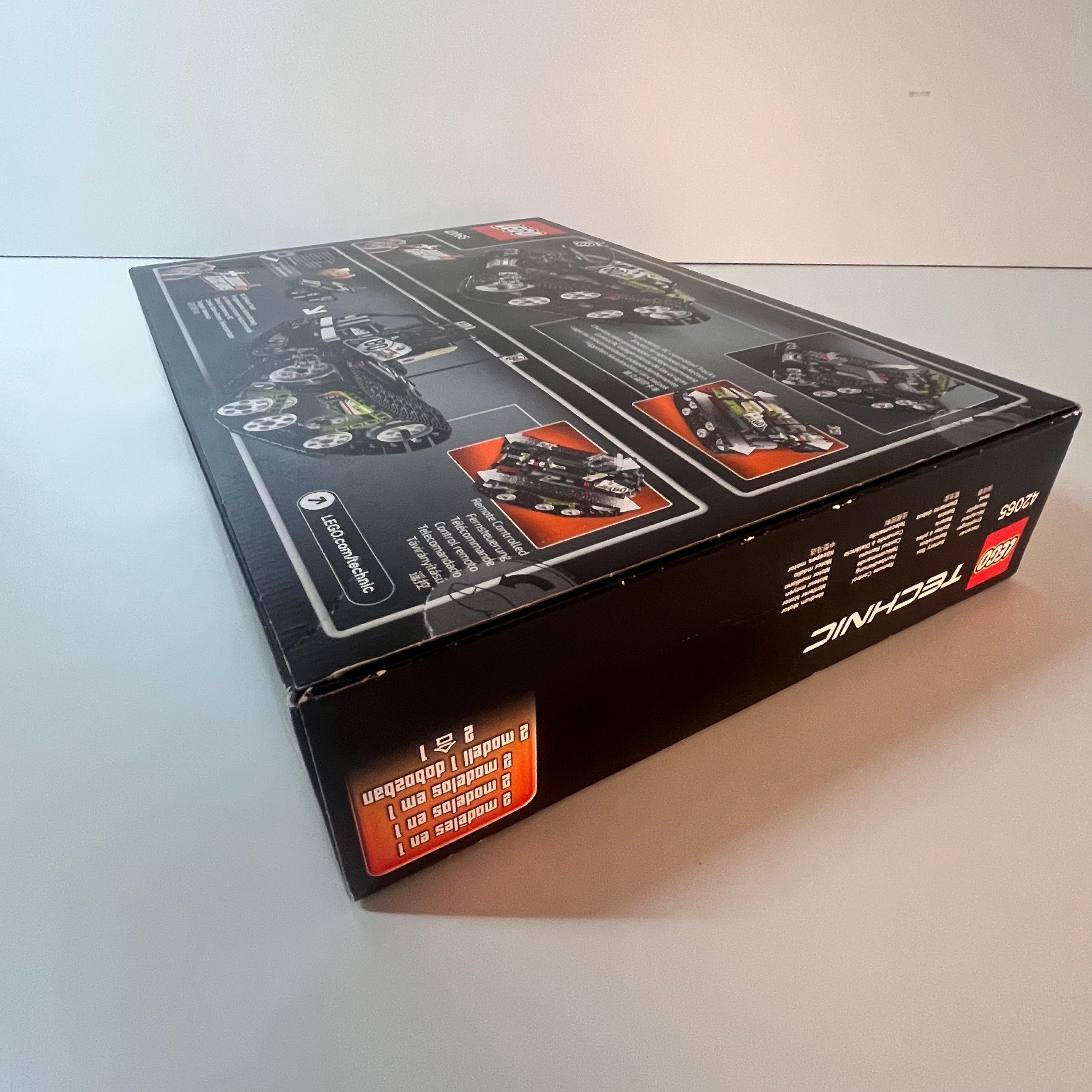 Lego Technic 42065 RC Tracked Racer